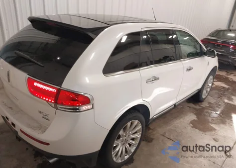 2015 Lincoln Mkx z USA, uszkodzony, nr VIN 2LMDJ8JK0FBL28779